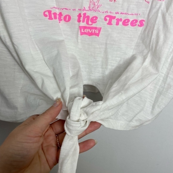 Levi's nwt graphic tie front t-shirt - Picture 3 of 7